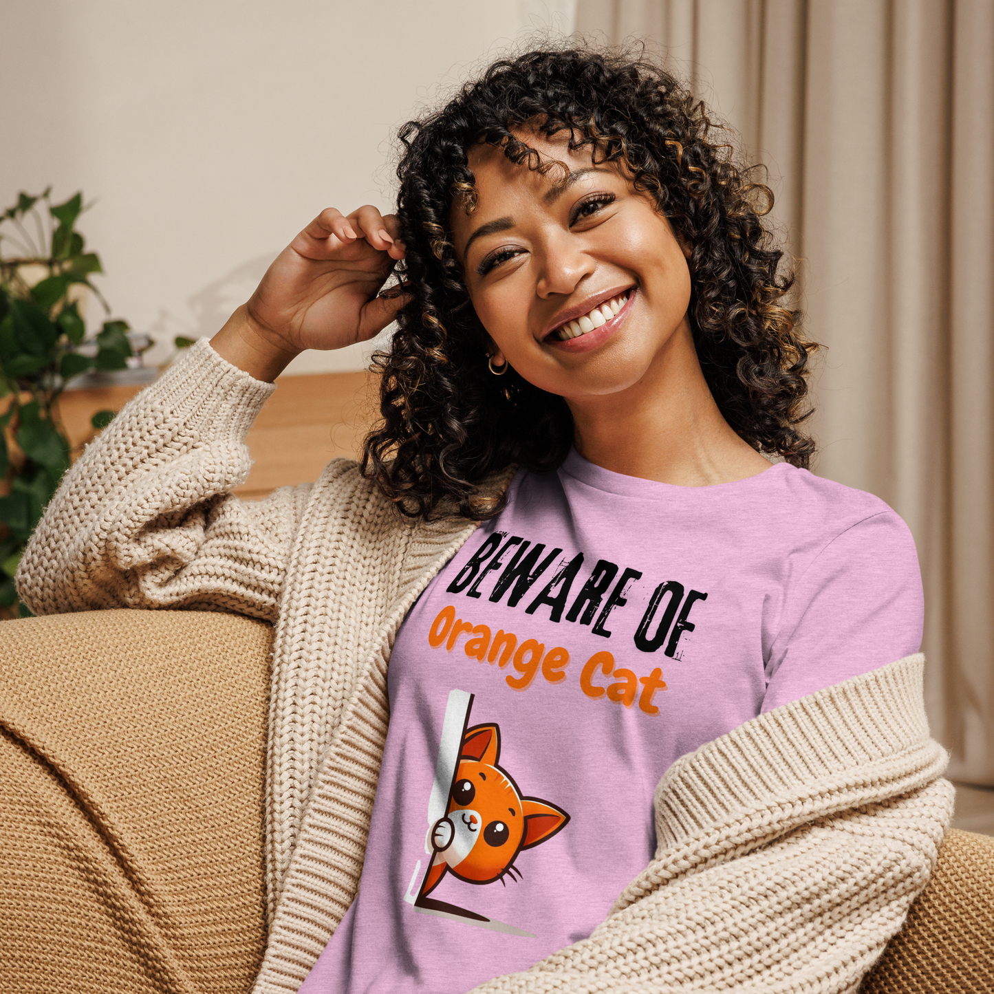 Women's Relaxed T-Shirt, Beware of Orange Cat_black letters