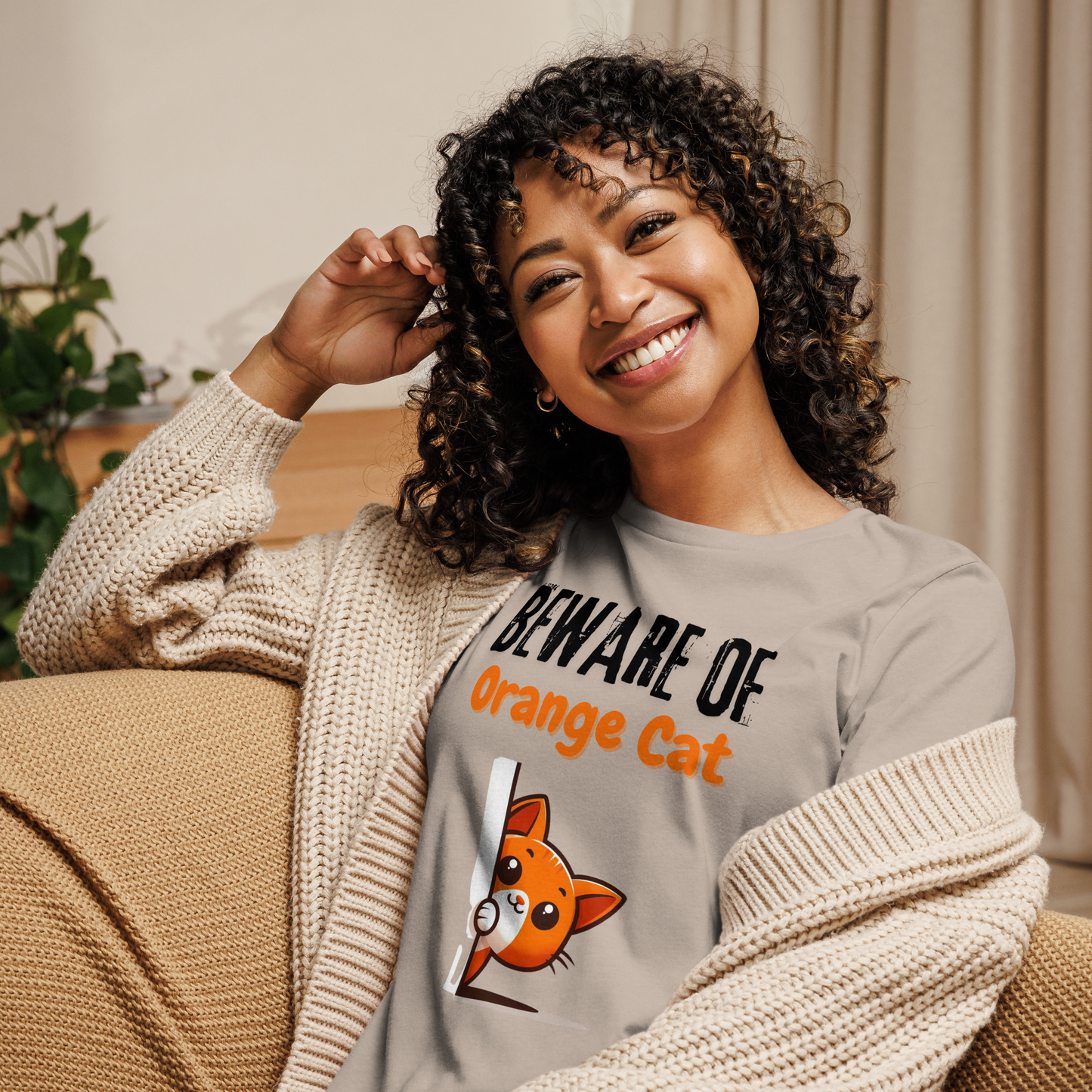 Women's Relaxed T-Shirt, Beware of Orange Cat_black letters